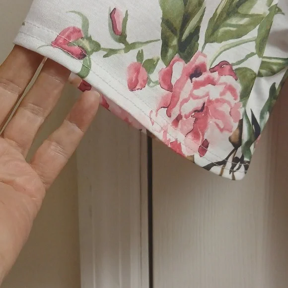 SHOW ME YOUR MUMU Floral Kimono Robe - Pink, Green, And White Size O/S - Picture 6 of 10